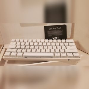GAMAKAY MK61 RGB Mechanical Gaming Keyboard White New